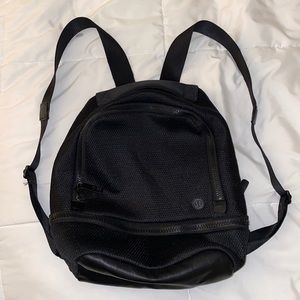 Women’s Lululemon Mesh Backpack